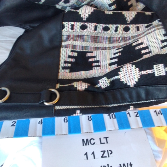 Maurice Large Utility Tote § - Picture 4 of 15